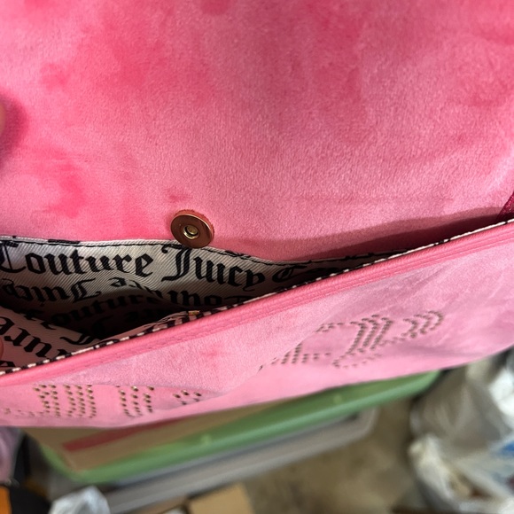 Juicy Couture velour hot Pink Lemonade weekender bag - Picture 4 of 5